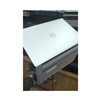 Dell XPS 15 7590,